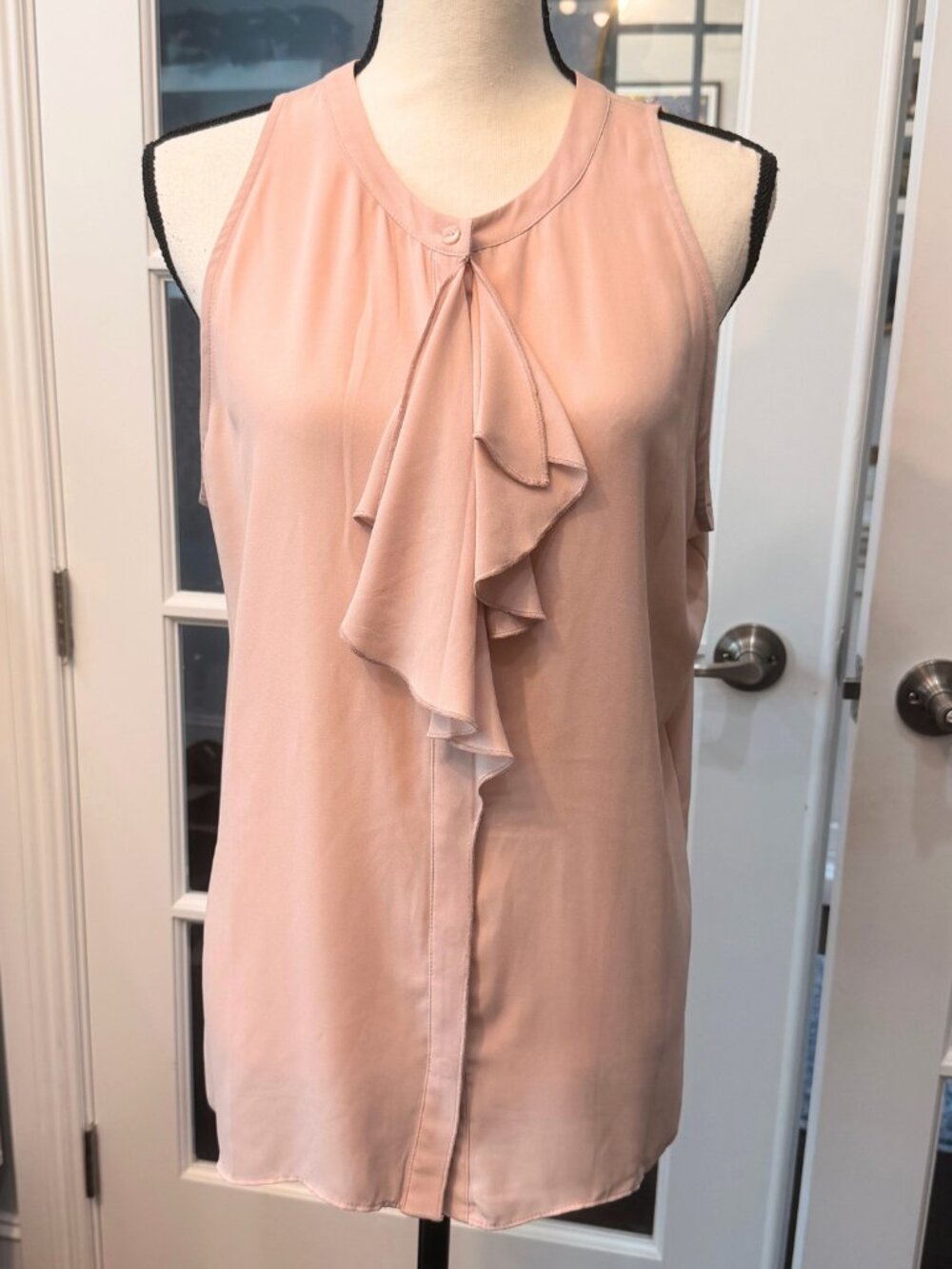 Violet + Claire Dusty Pink Pleated Front Button Up Sleeveless Blouse Tank Shirt